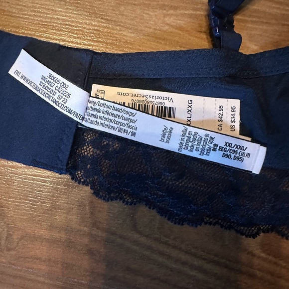 Victoria's Secret Midnight Lace Bralette - Picture 9 of 10